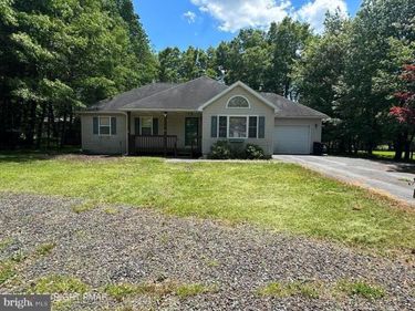 164 BULL RUN, LONG POND, PA 18334