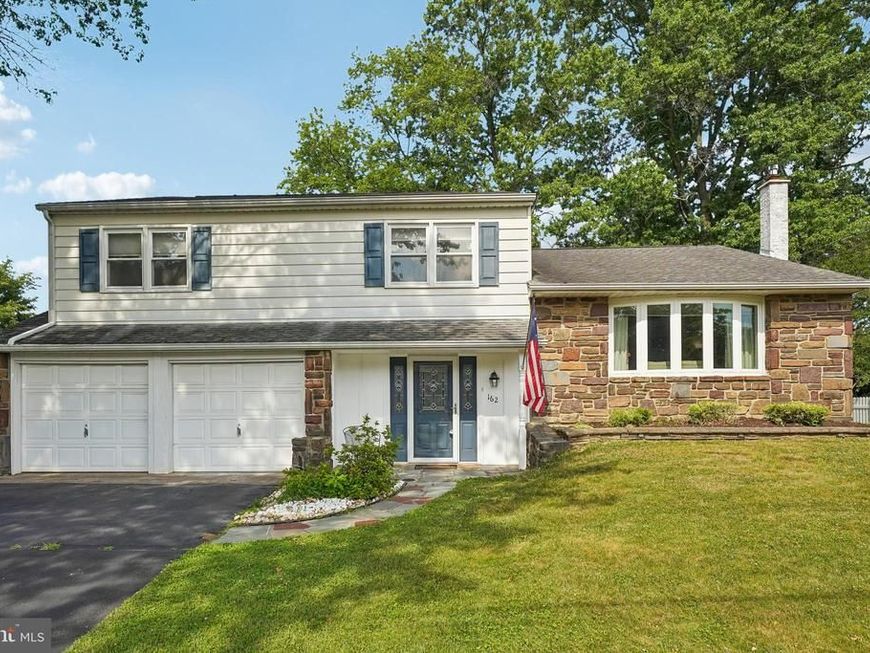 162 Walton Drive, Morrisville, PA 19067 Main Photo
