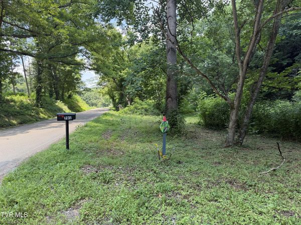 701 Old Witt Road, Morristown, TN 37813