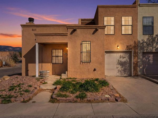 836 Knox Court NE, Albuquerque, NM 87123