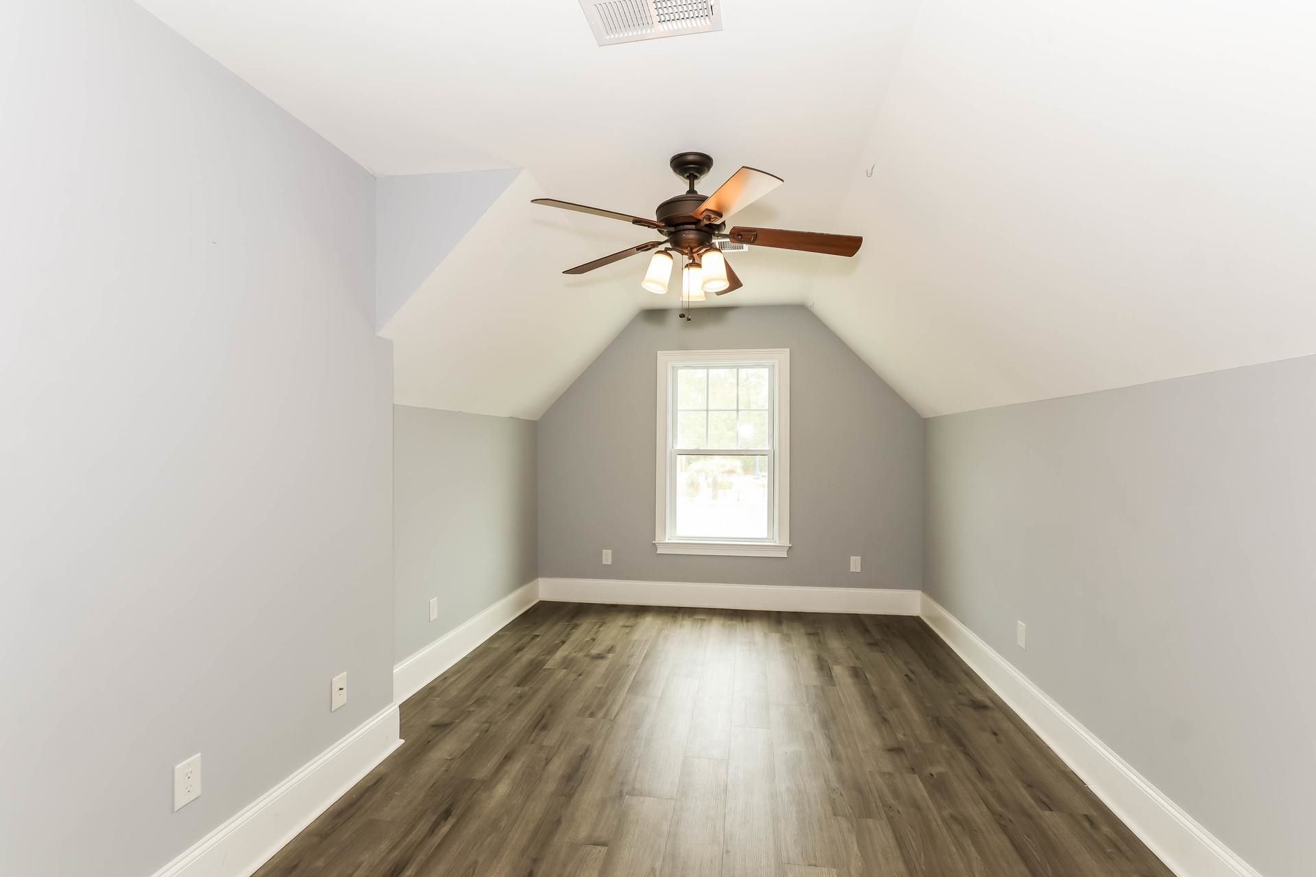 3085 Moss Bridge Ln. Photo 15