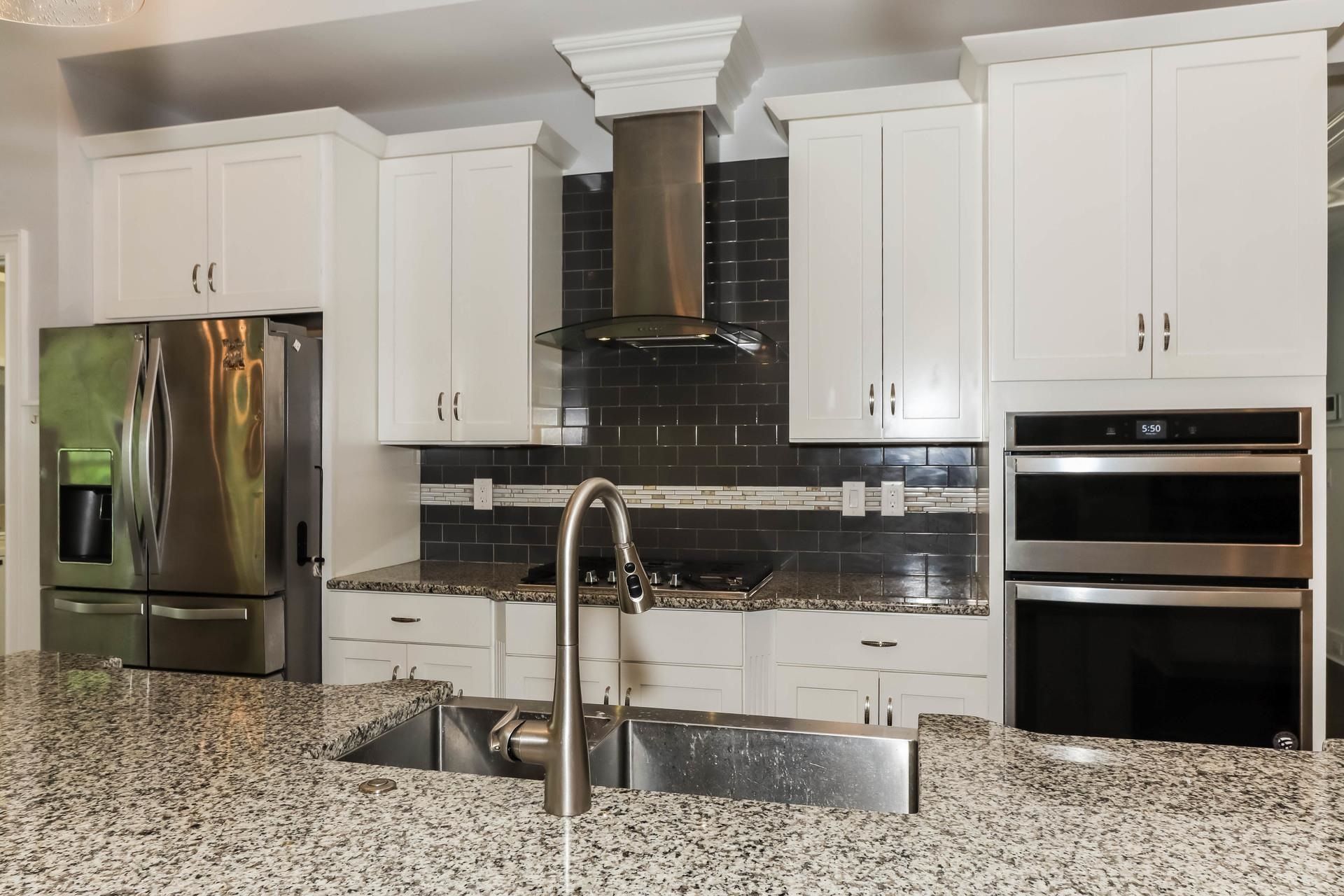 3085 Moss Bridge Ln. Photo 7