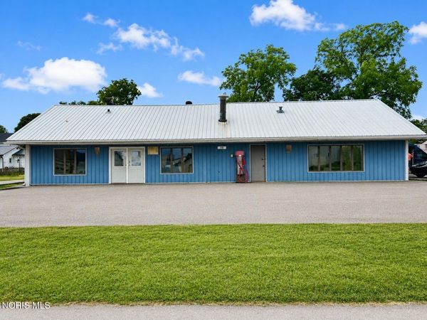 9 Wendell Avenue , Hicksville, OH 43526