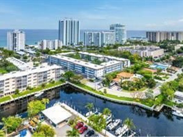 1501 S Ocean Boulevard, Unit 218, Lauderdale-By-The-Sea, FL 33062