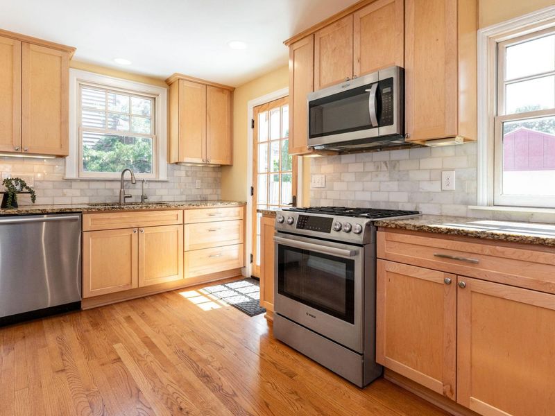 3670 Milton Avenue, Columbus, OH 43214 Photo 9
