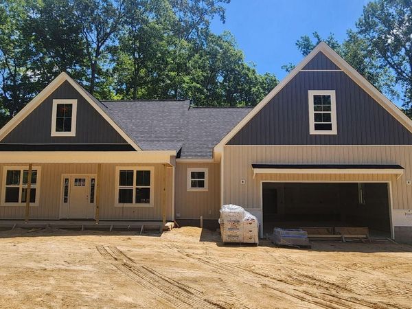 200 S Dimock Road, Washington, NC 27889