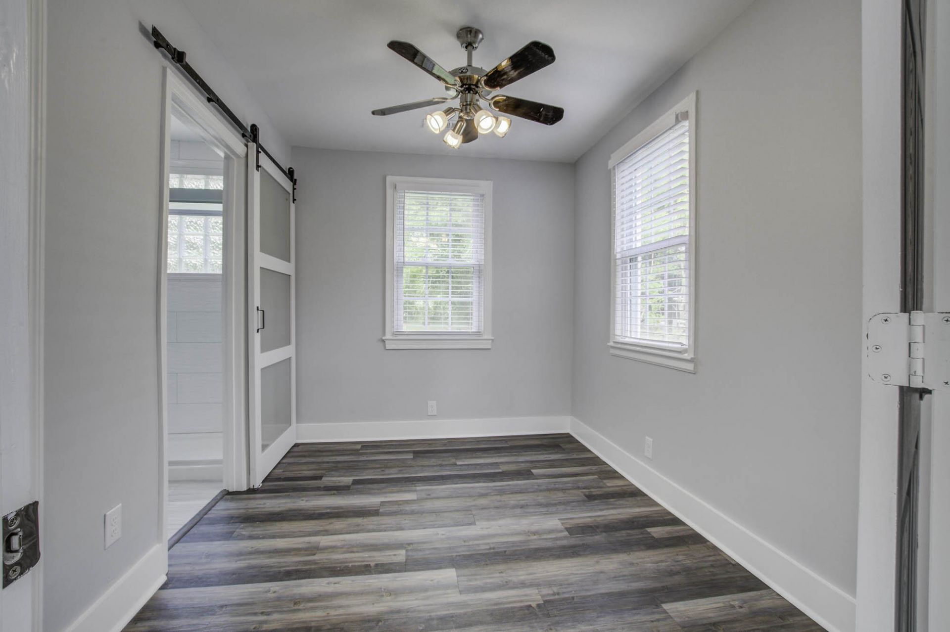 1009 Diana Street Photo 12