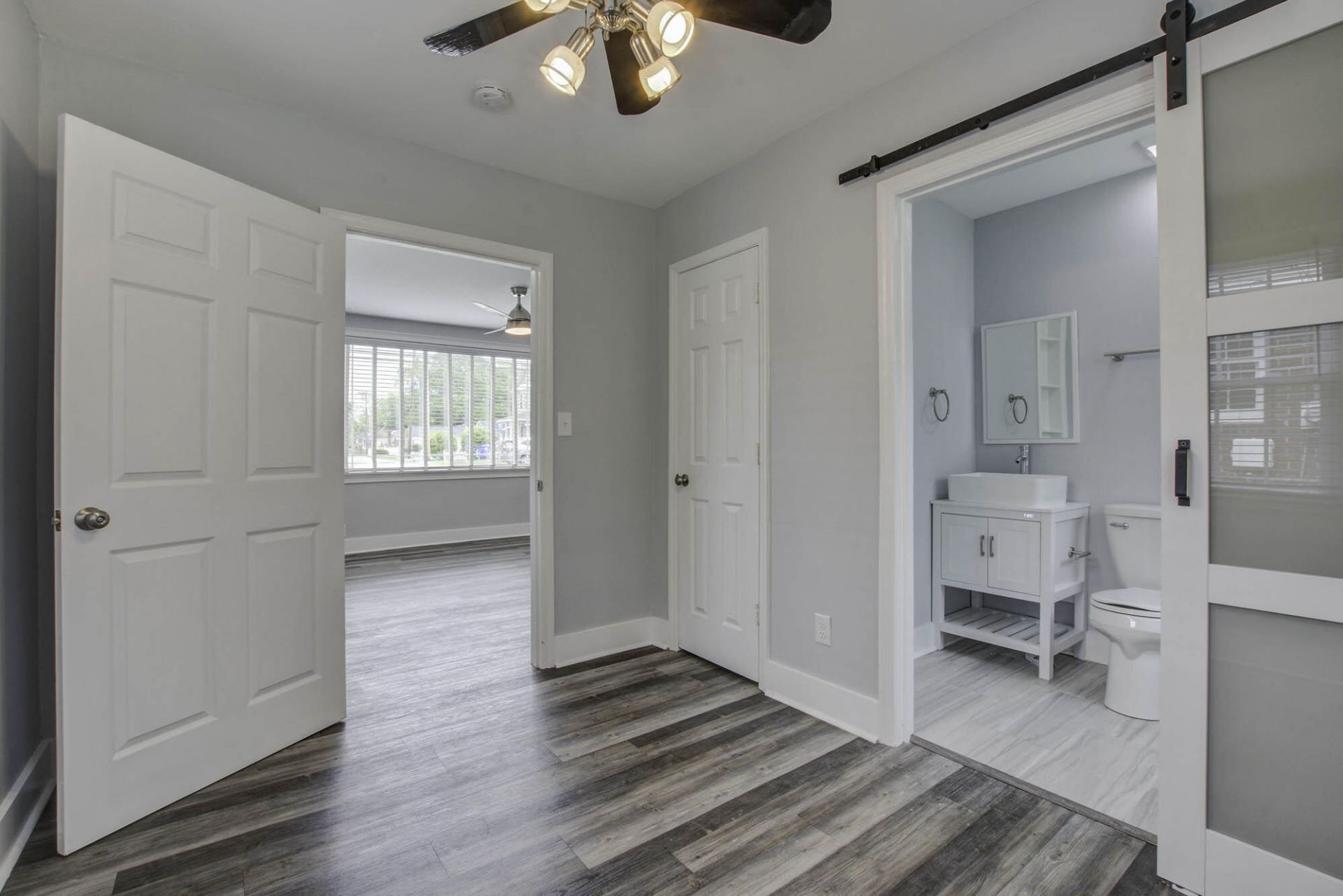 1009 Diana Street Photo 13