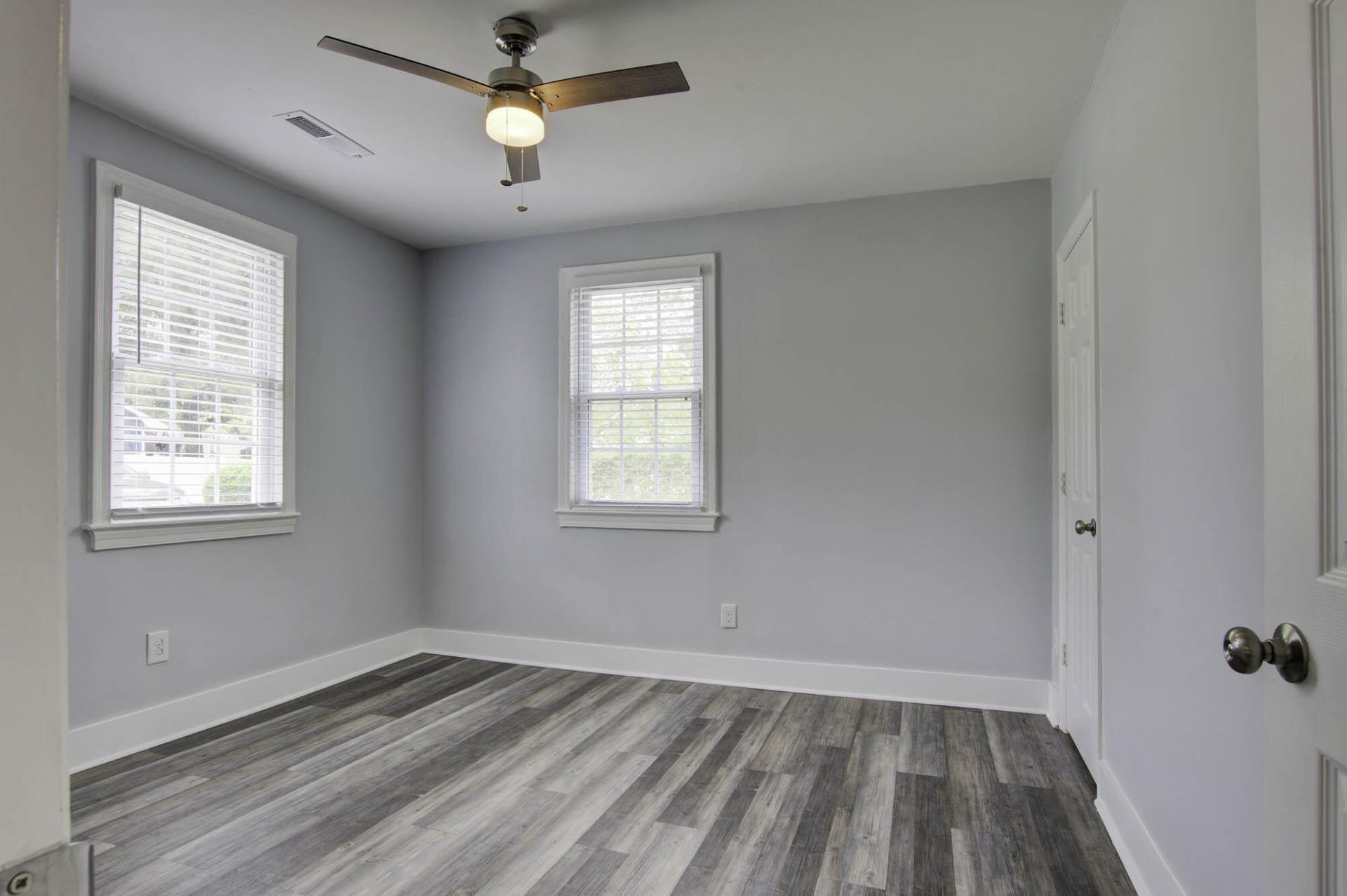 1009 Diana Street Photo 14