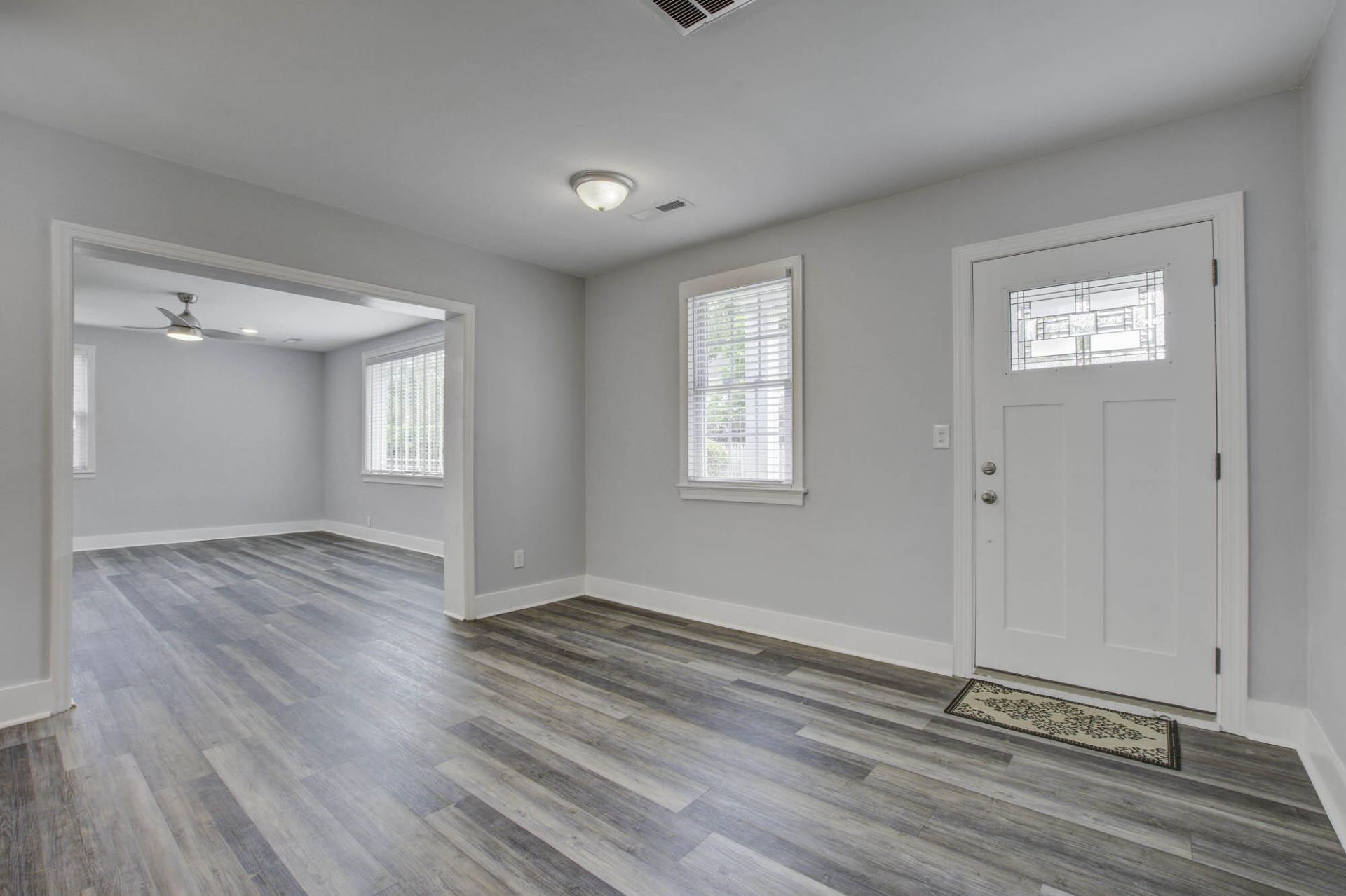 1009 Diana Street Photo 5