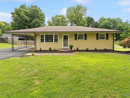 10 Leo Drive Fairview Heights, IL 62208