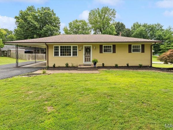 10 Leo Drive , Fairview Heights, IL 62208