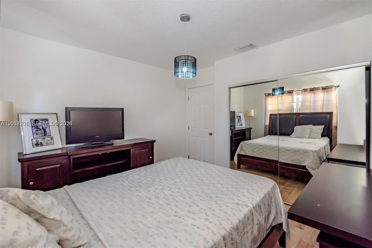 118 NW 35th St, Miami, FL 33127 Photo
