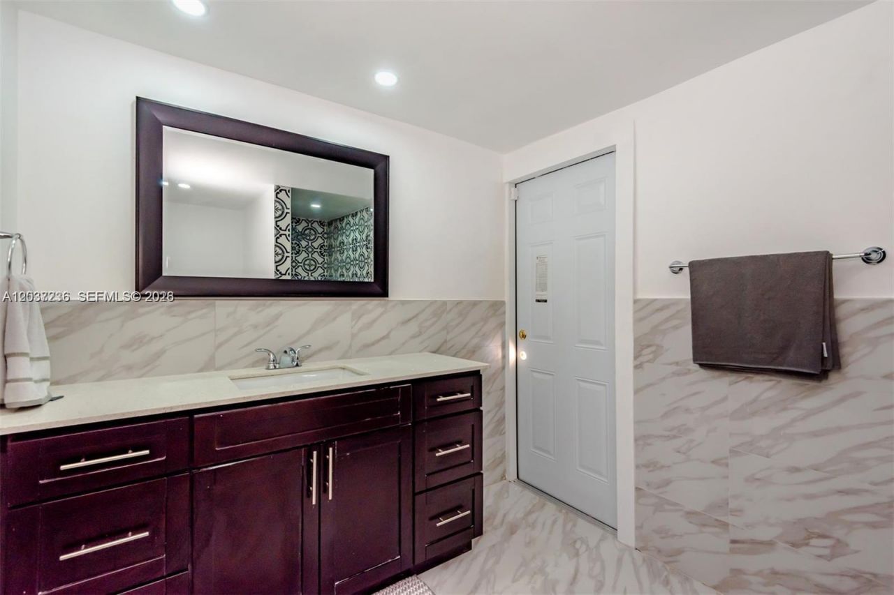 118 NW 35th St, Miami, FL 33127 Photo