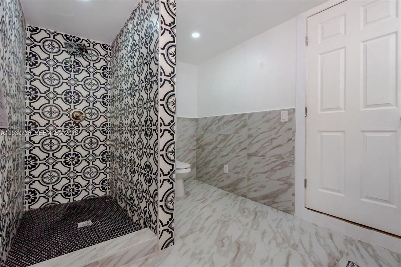 118 NW 35th St, Miami, FL 33127 Photo