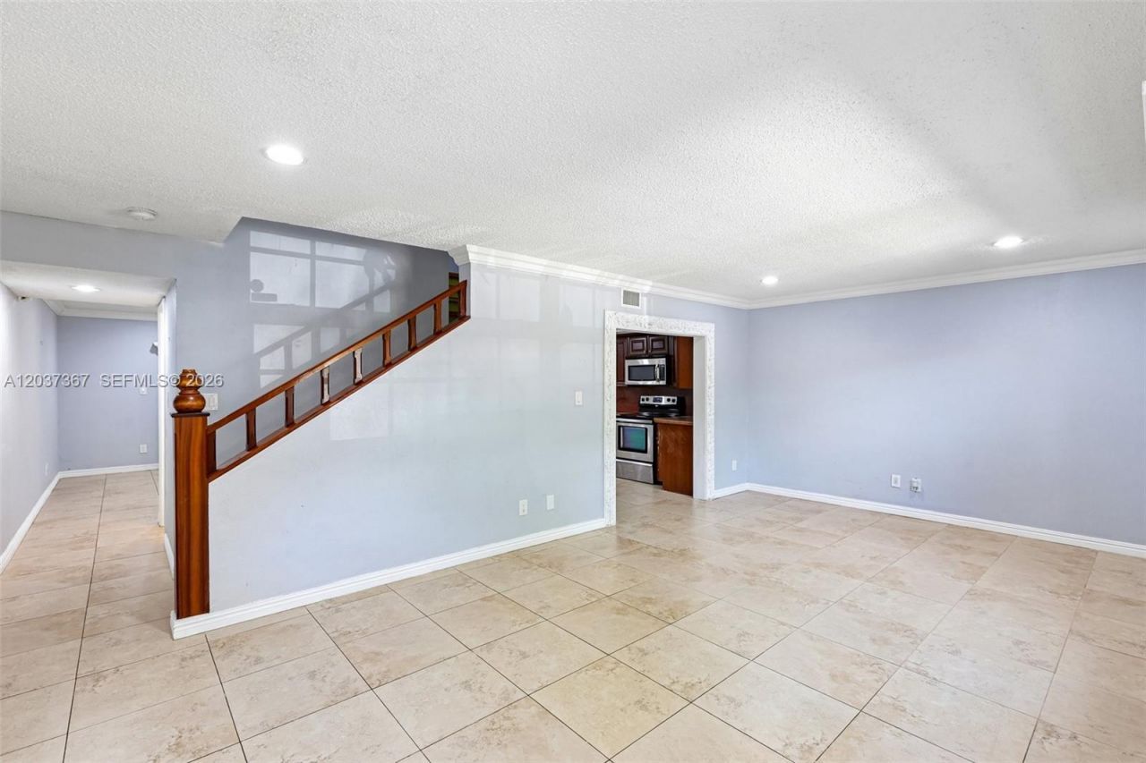 86 Ann Lee Ln, Tamarac, FL 33319 Photo