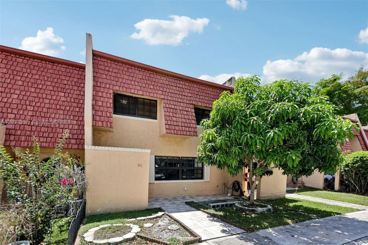 86 Ann Lee Ln, Tamarac, FL 33319 Photo