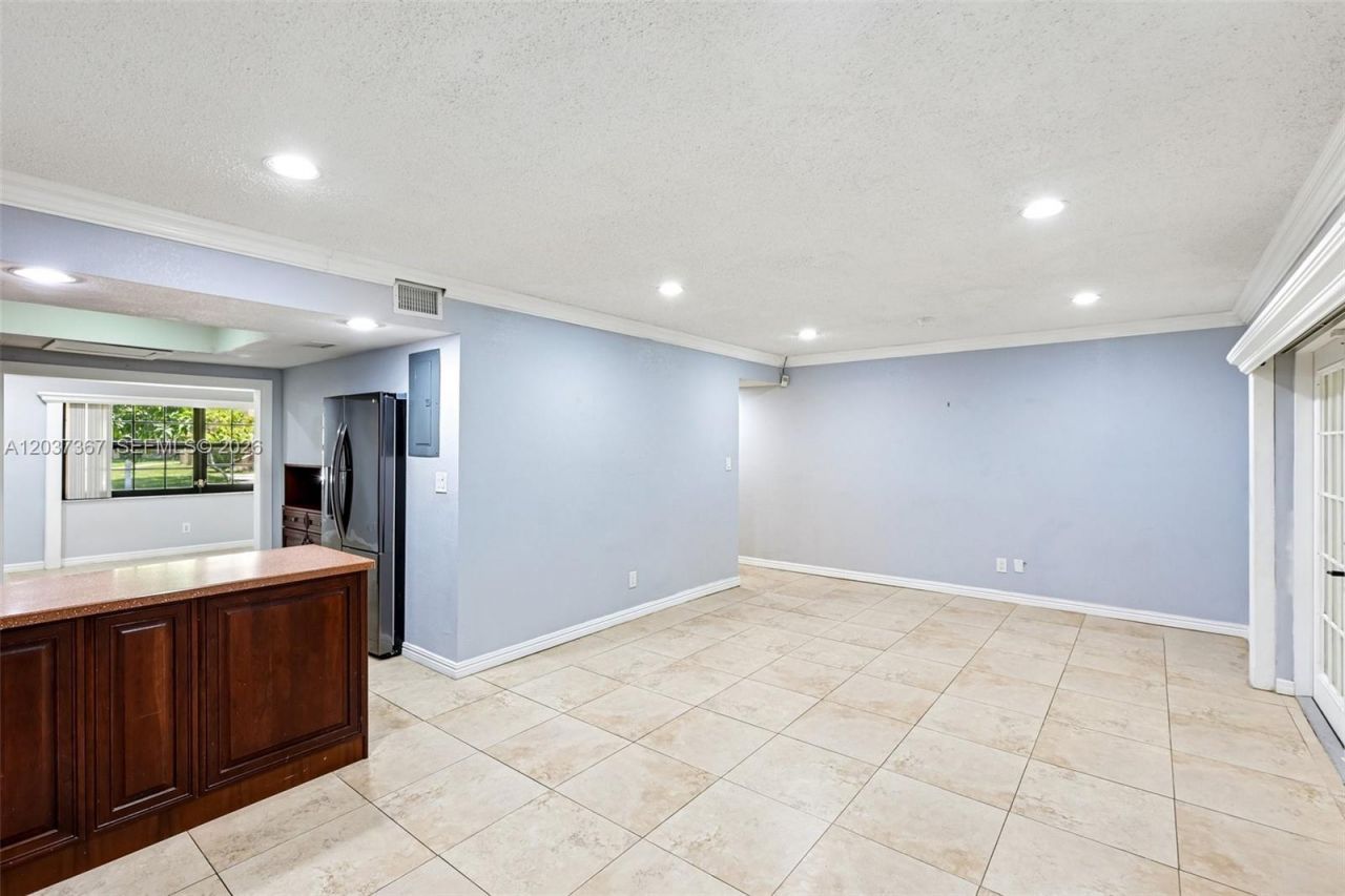 86 Ann Lee Ln, Tamarac, FL 33319 Photo