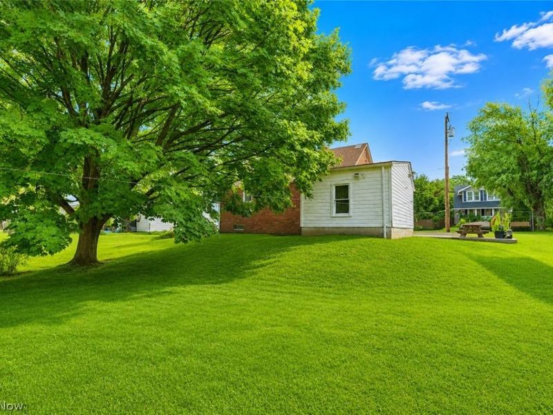 395 Indiana Avenue , Mansfield, OH 44905 Photo 17