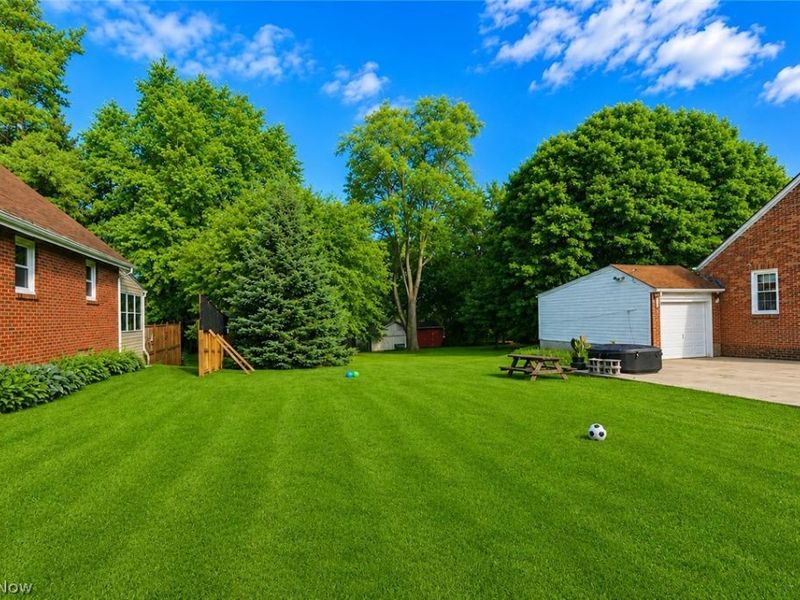 395 Indiana Avenue , Mansfield, OH 44905 Photo 19