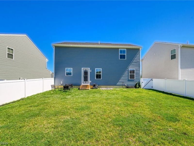1112 Hidden Lake Boulevard, Akron, OH 44312 Photo 27