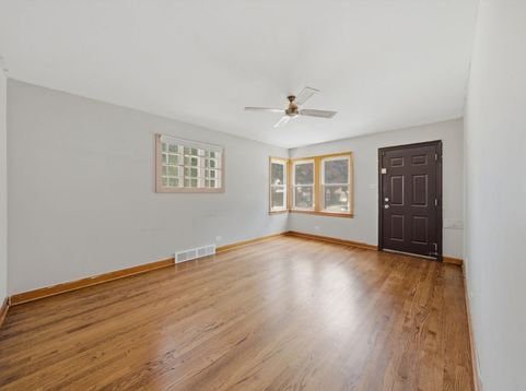 Main Photo