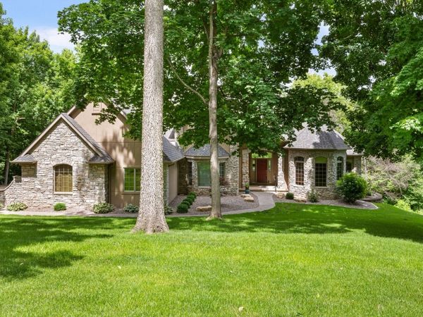2296 Forest Reed Place , Le Claire, IA 52753