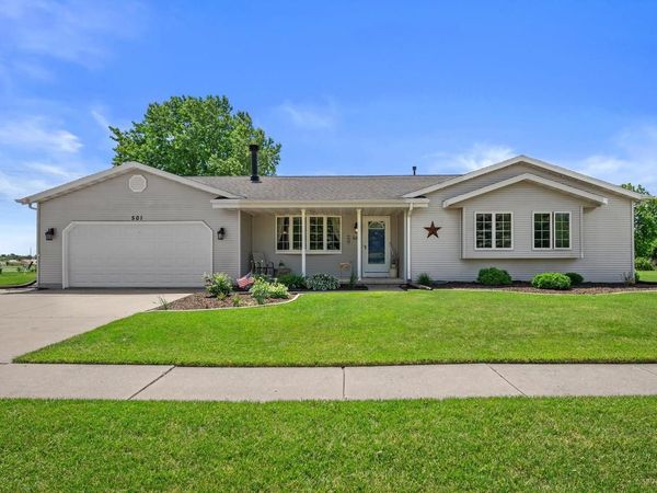501 Davis STREET, Elkhorn, WI 53121