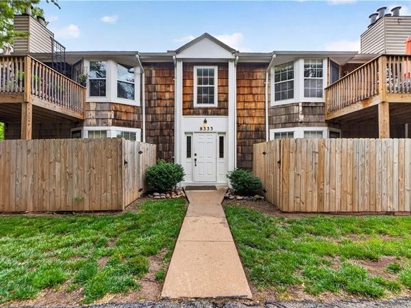 8333 Lowell Avenue, Unit 2, Overland Park, KS 66212