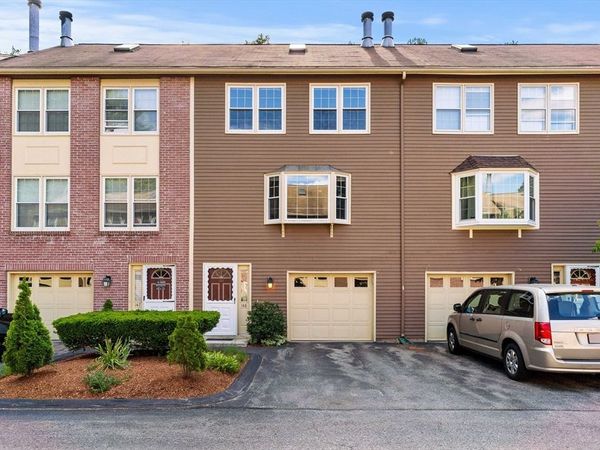 148 Heritage Dr, Unit 148, Tewksbury, MA 01876