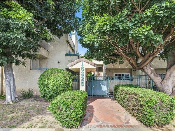 16825 Passage, Paramount, CA 90723