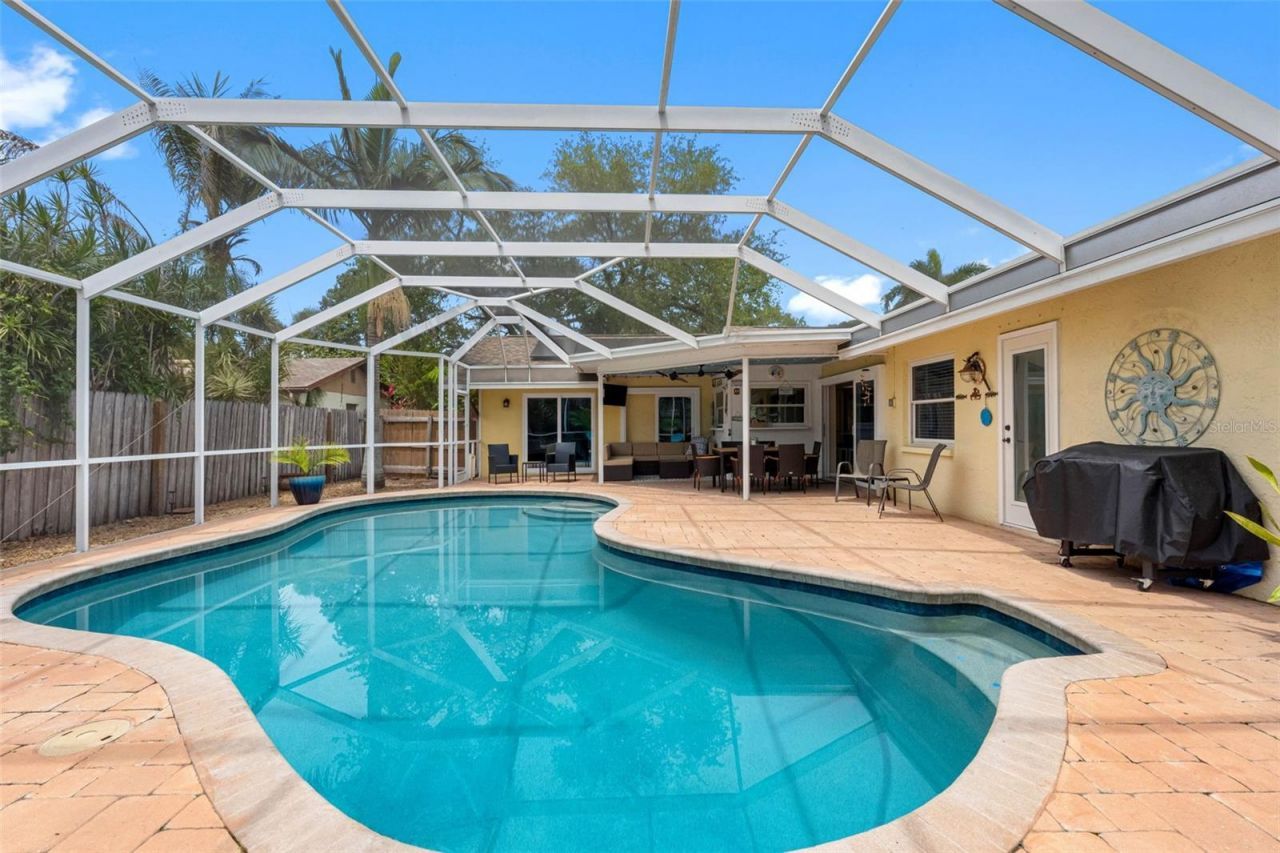 13440 Rustic Pines Boulevard S, Seminole, FL 33776 Photo