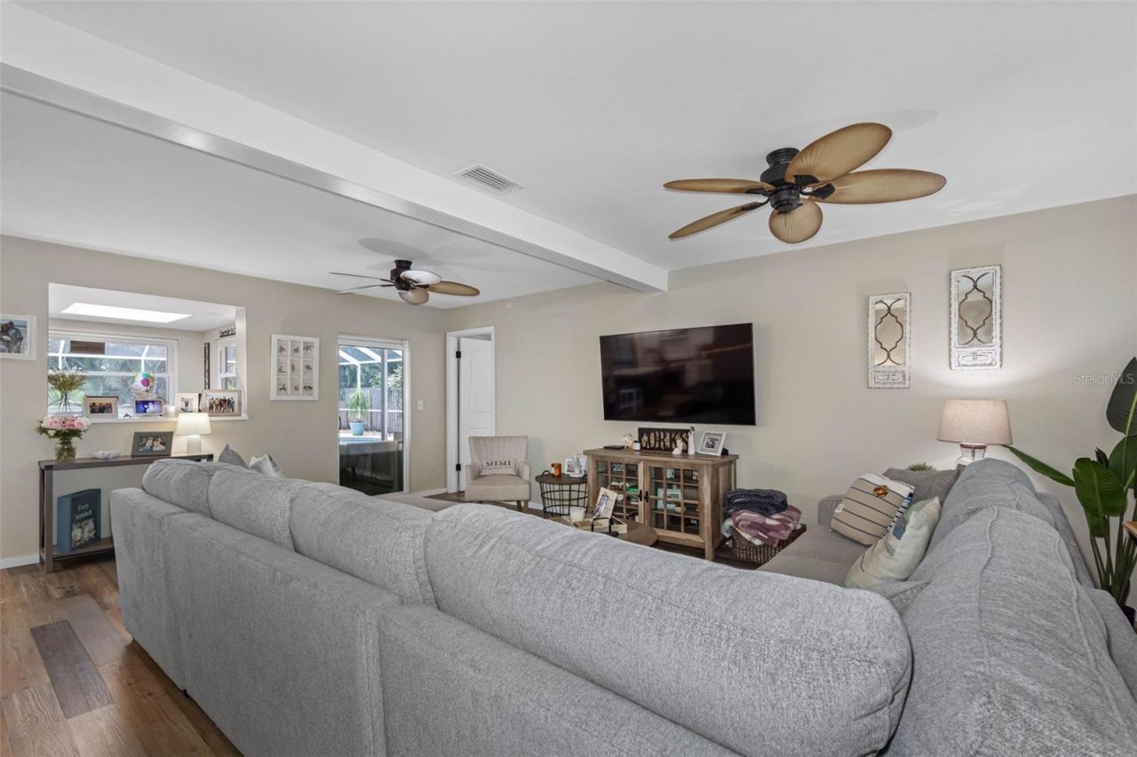 13440 Rustic Pines Boulevard S, Seminole, FL 33776 Photo