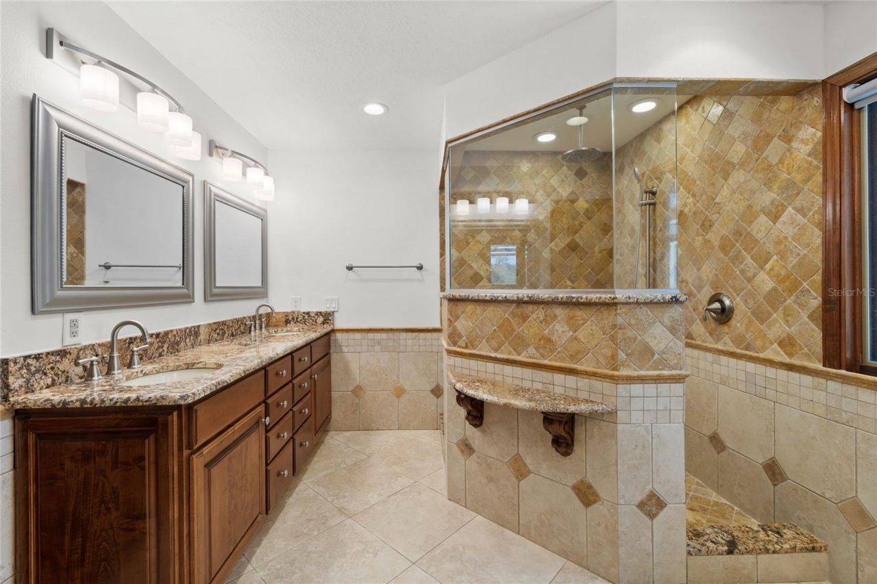 240 W 7th Street, Chuluota, FL 32766 Photo