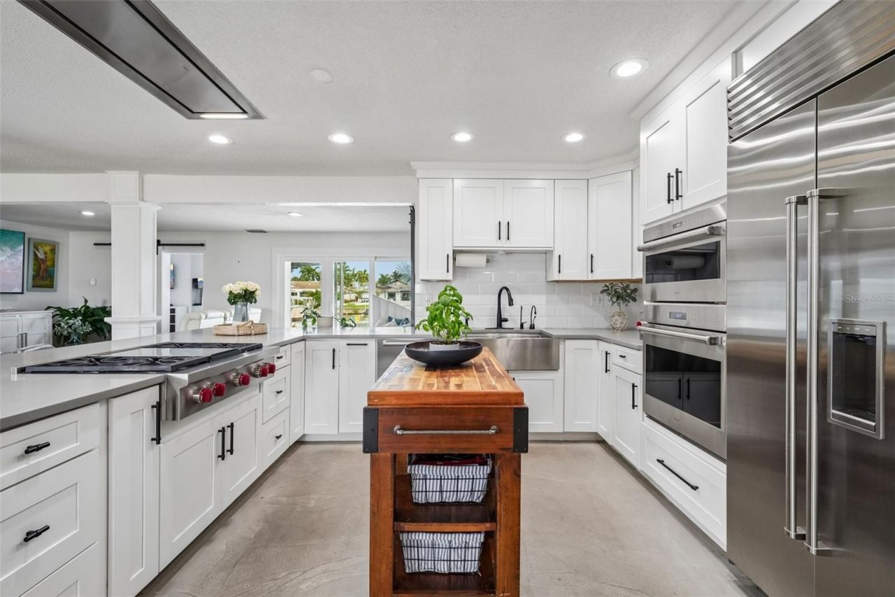 4379 44th Street S, Saint Petersburg, FL 33711 Photo
