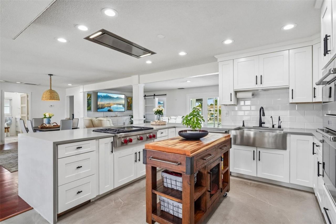 4379 44th Street S, Saint Petersburg, FL 33711 Photo