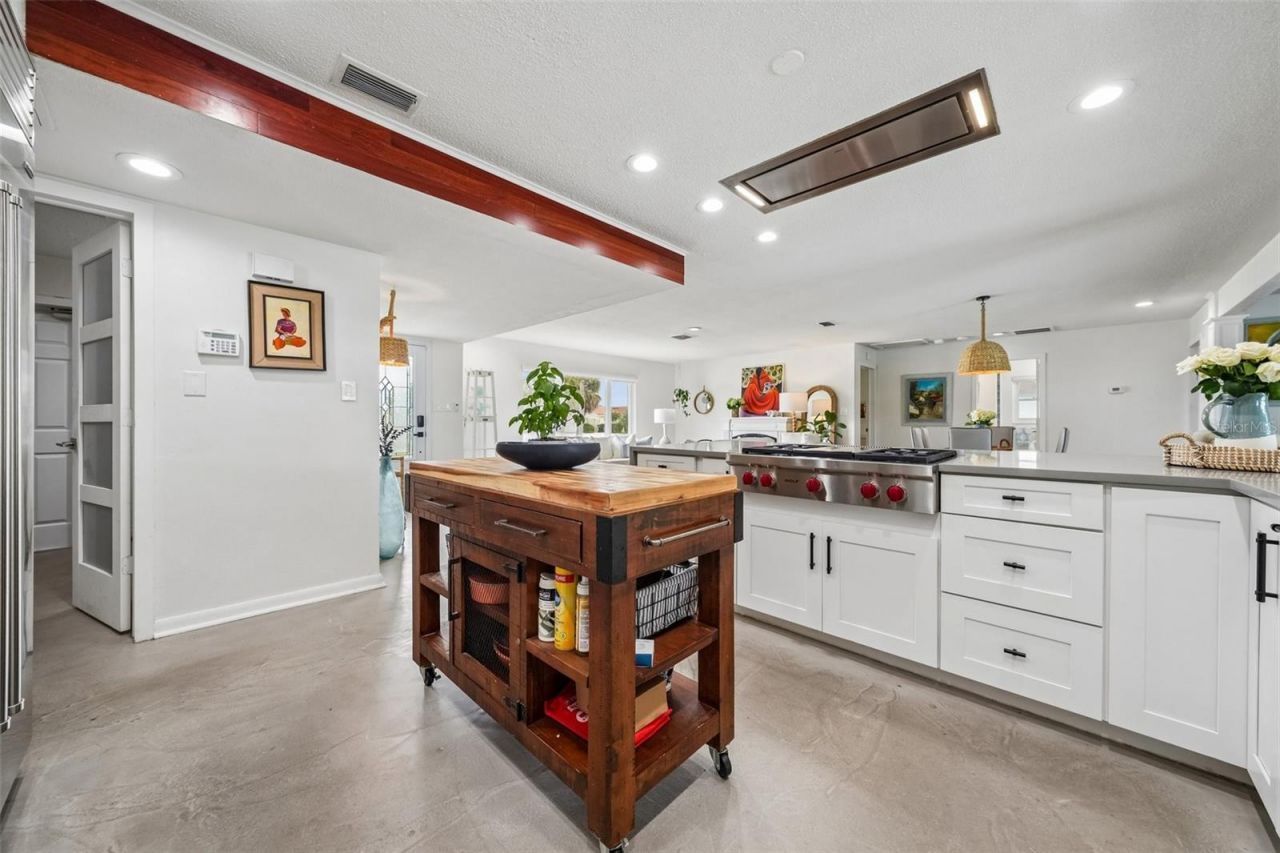4379 44th Street S, Saint Petersburg, FL 33711 Photo