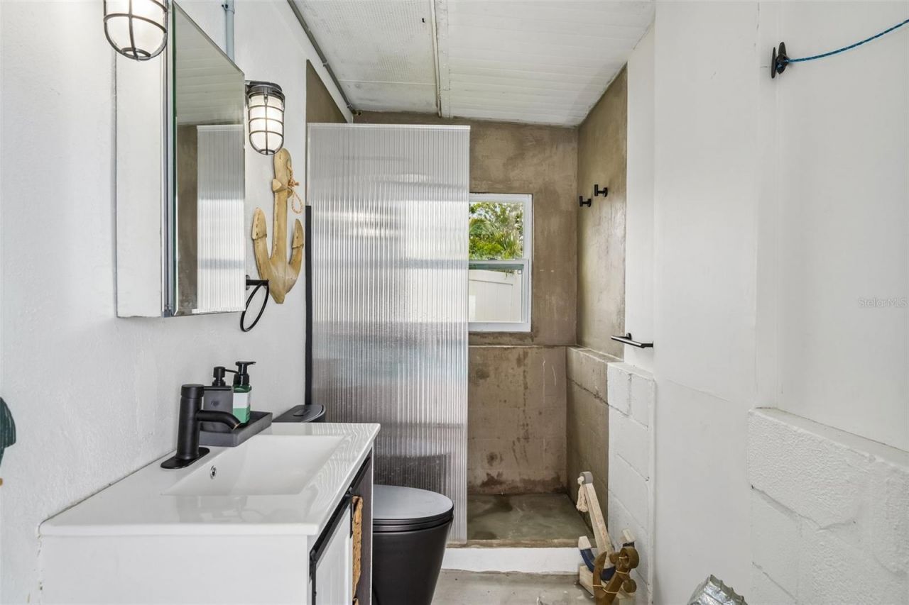 4379 44th Street S, Saint Petersburg, FL 33711 Photo