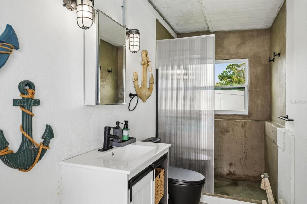 4379 44th Street S, Saint Petersburg, FL 33711 Photo