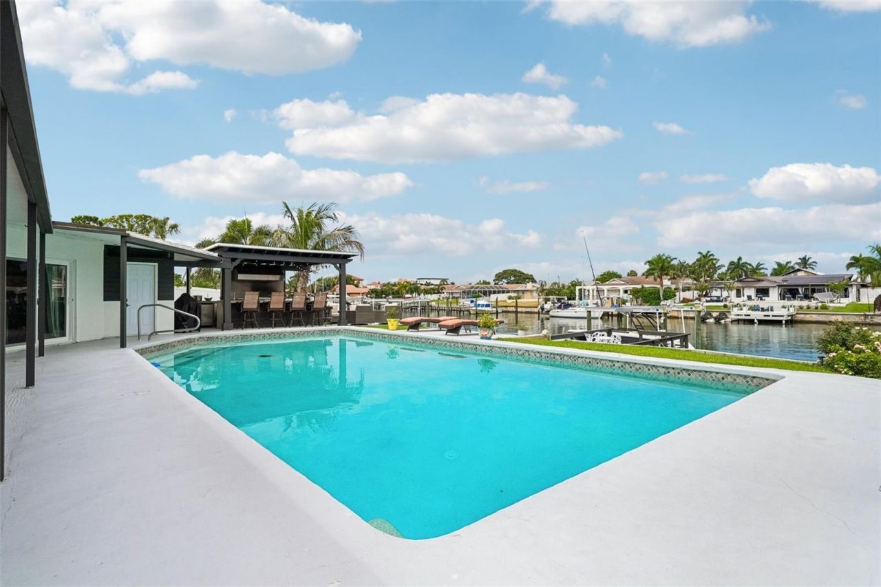 4379 44th Street S, Saint Petersburg, FL 33711 Photo