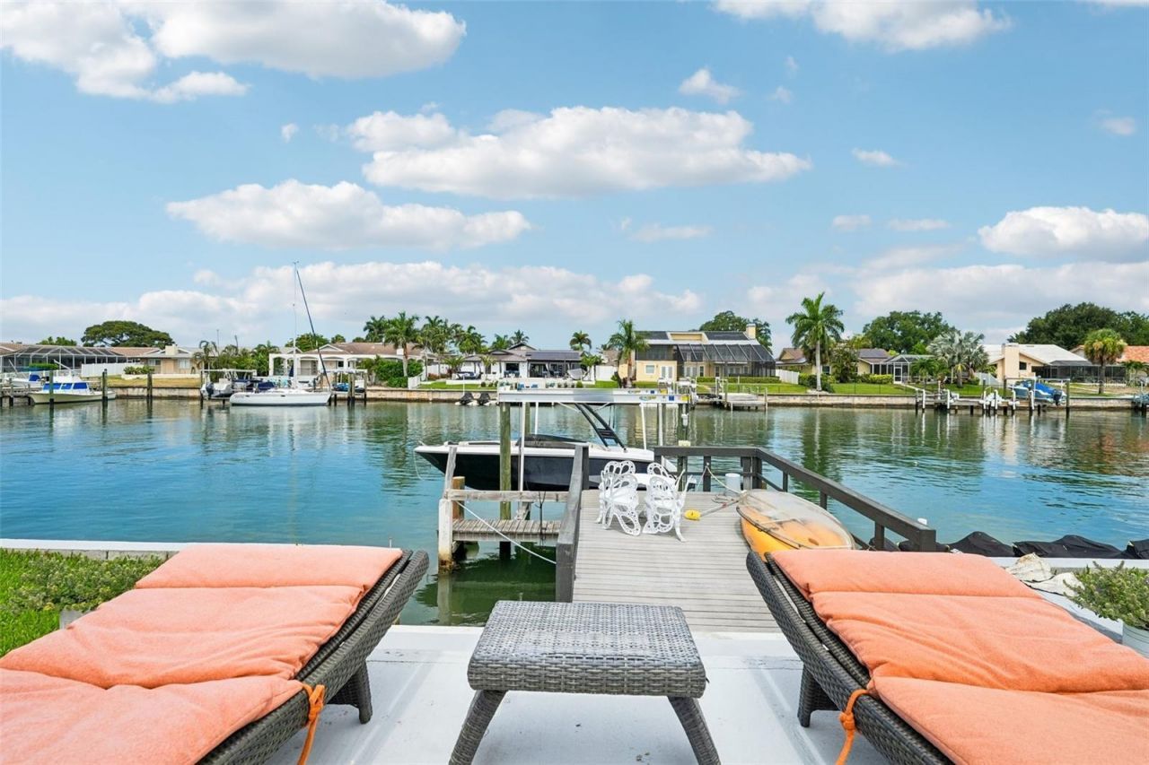 4379 44th Street S, Saint Petersburg, FL 33711 Photo