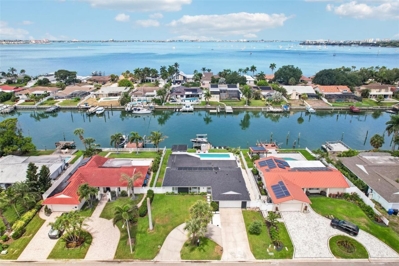 4379 44th Street S, Saint Petersburg, FL 33711 Photo