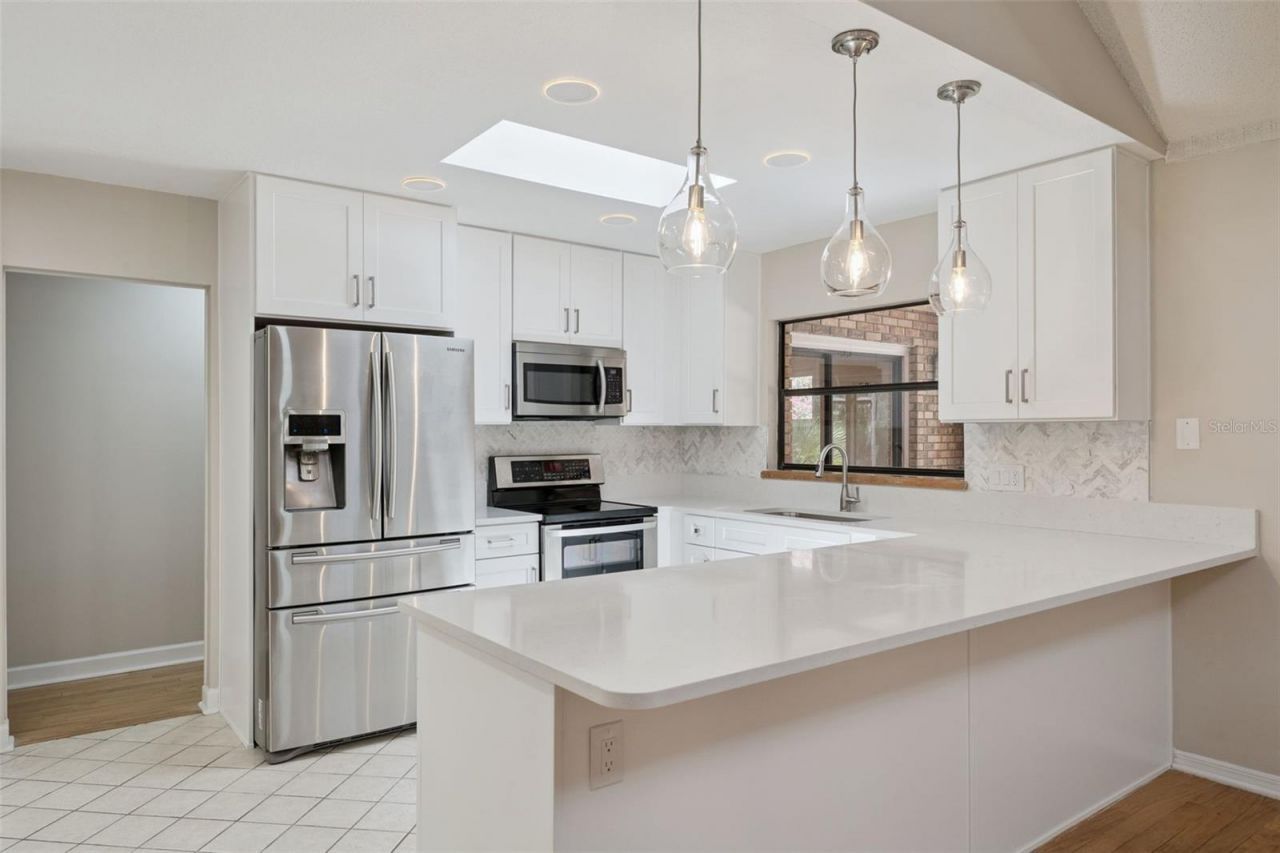 4334 N Landmark Drive, Orlando, FL 32817 Photo