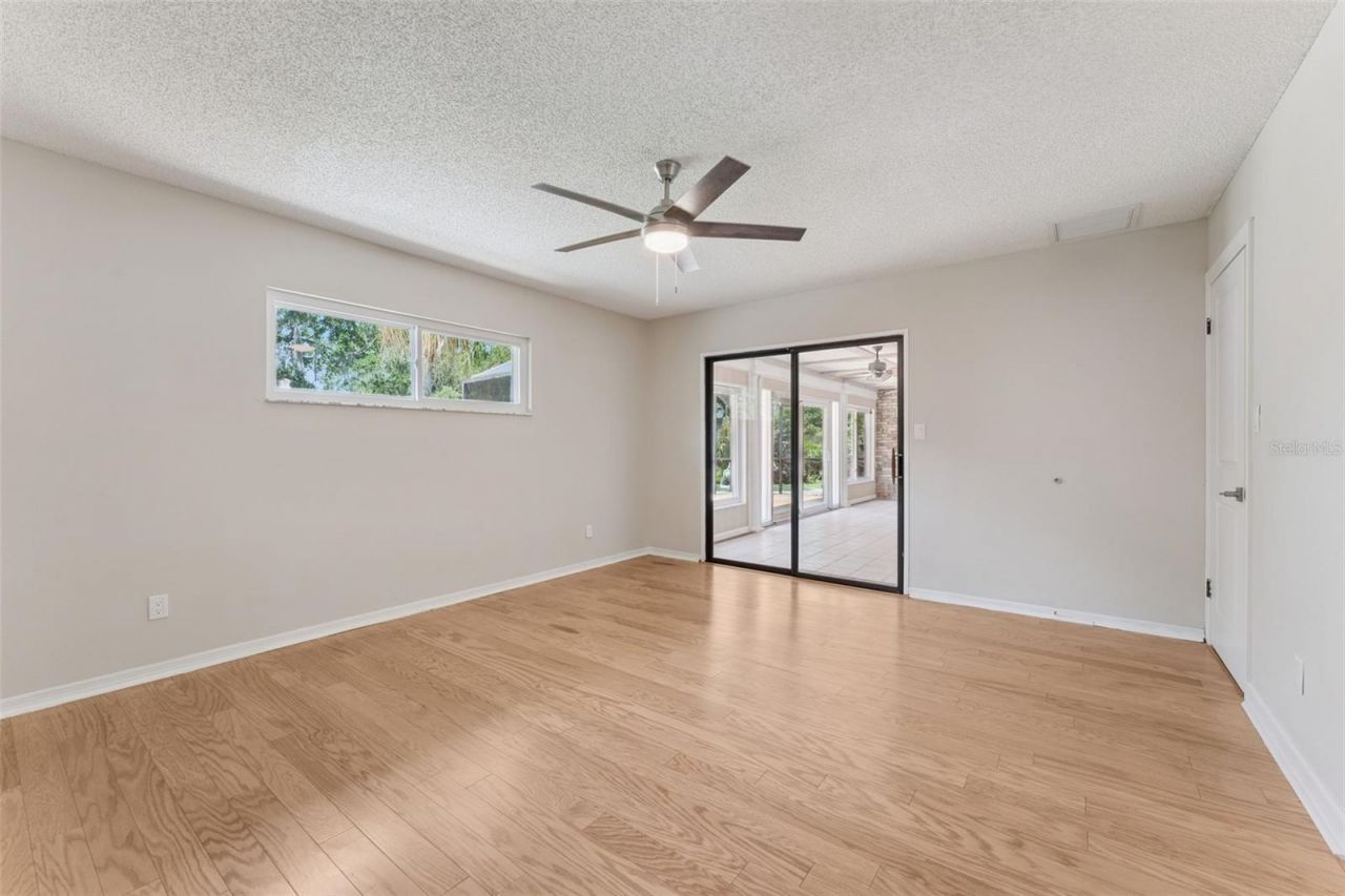4334 N Landmark Drive, Orlando, FL 32817 Photo