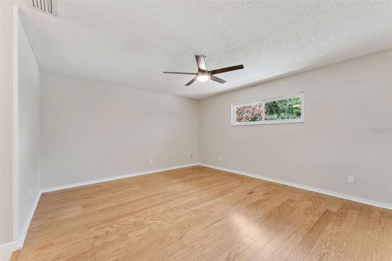 4334 N Landmark Drive, Orlando, FL 32817 Photo