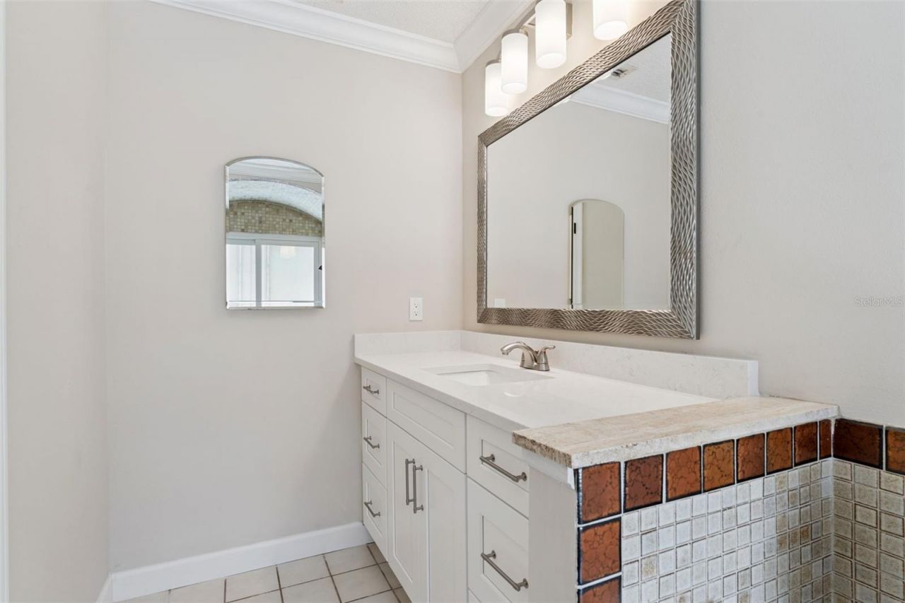 4334 N Landmark Drive, Orlando, FL 32817 Photo