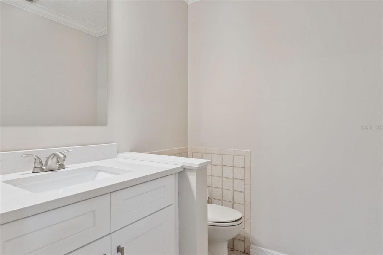 4334 N Landmark Drive, Orlando, FL 32817 Photo
