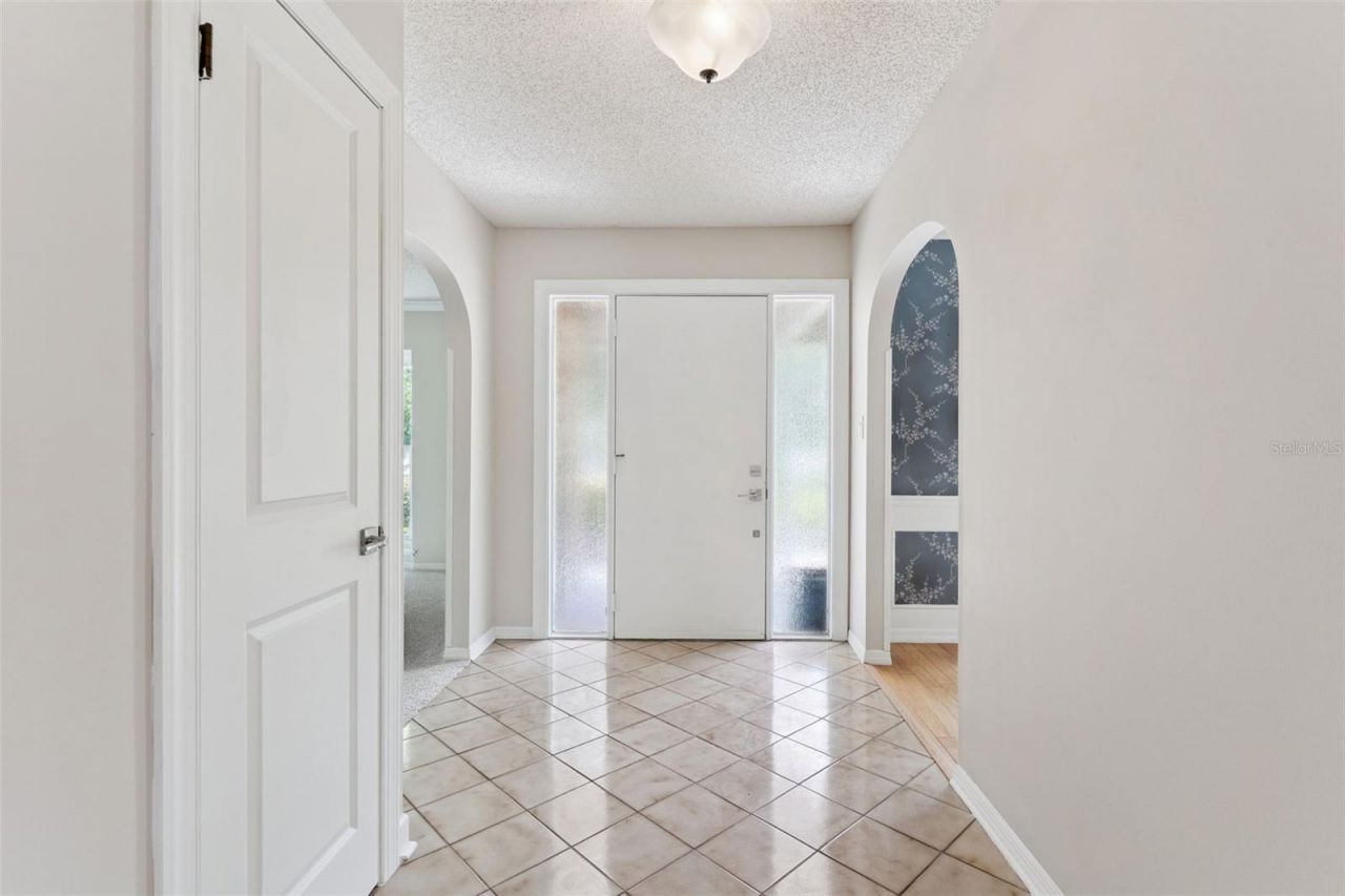 4334 N Landmark Drive, Orlando, FL 32817 Photo