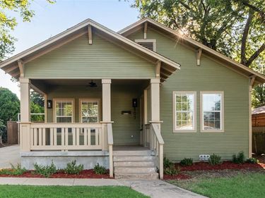 807 Hollywood Avenue, Dallas, TX 75208