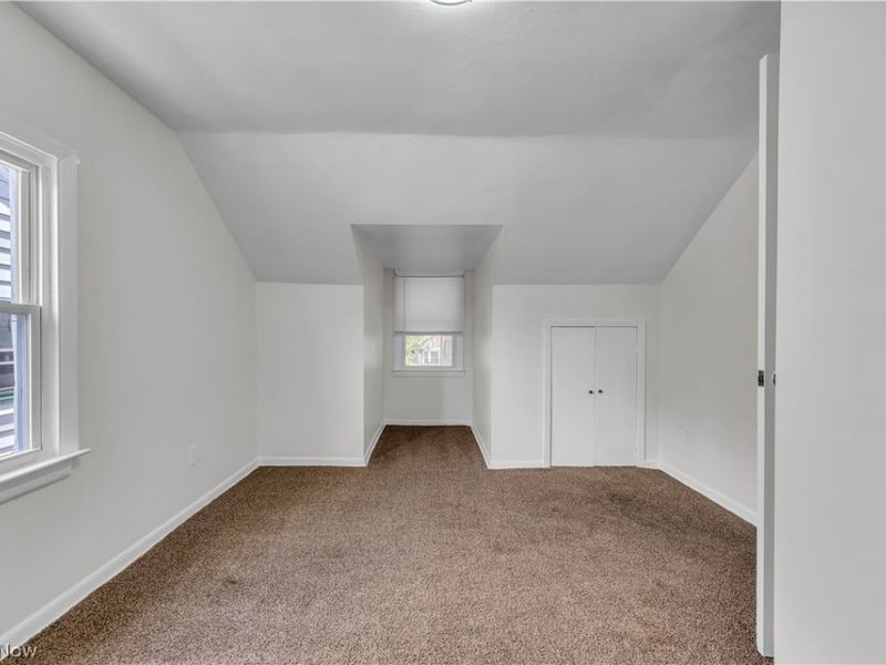 16004 Invermere Avenue , Cleveland, OH 44128 Photo 18